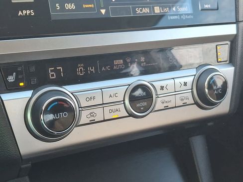 Used 2017 Subaru Legacy 2.5i Premium image 25