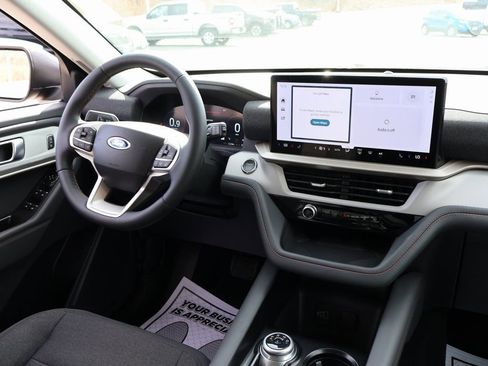 New 2026 Ford Explorer Active image 14
