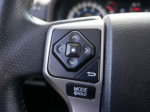 Used 2016 Toyota 4Runner Limited AWD/4WD image 28