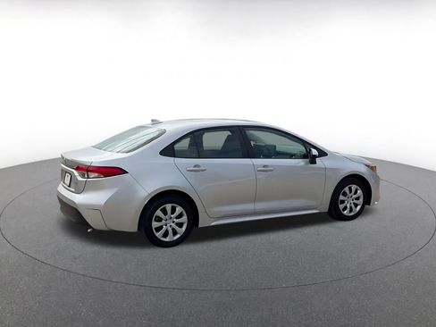 Used 2025 Toyota Corolla LE image 15