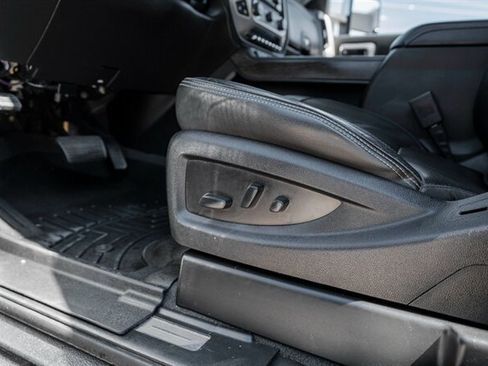 Used 2019 GMC Sierra 2500 Denali w/ Duramax Plus Package AWD/4WD image 28