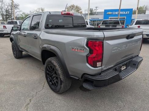 Used 2023 Chevrolet Colorado Trail Boss w/ Technology Package AWD/4WD image 8