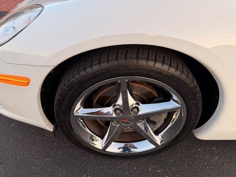Used 2013 Chevrolet Corvette Coupe RWD image 11