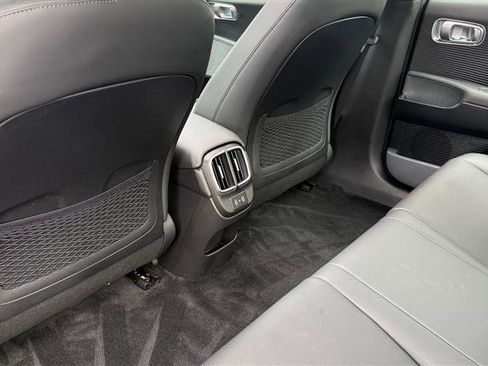 Used 2025 Hyundai Ioniq 6 Limited image 19