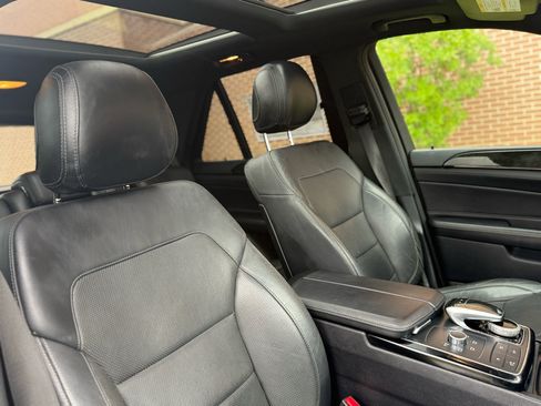 Used 2018 Mercedes-Benz GLE 43 AMG 4MATIC image 36