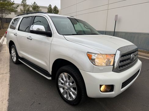 Used 2012 Toyota Sequoia Platinum image 12
