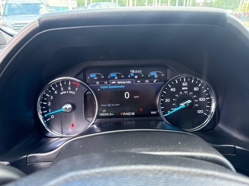 Used 2019 Ford Expedition XLT w/ Equipment Group 202A AWD/4WD image 42