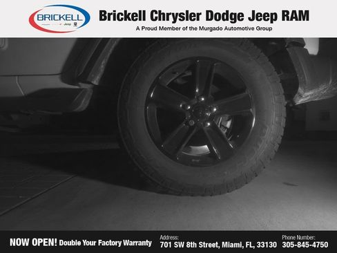 Used 2019 Jeep Wrangler Unlimited Sahara AWD/4WD image 12