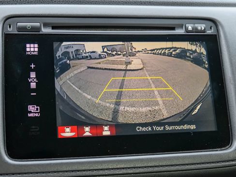 Used 2018 Honda HR-V EX image 21