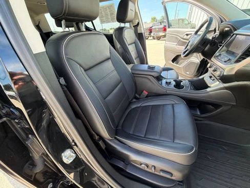 Used 2023 GMC Acadia Denali w/ Black Diamond Edition AWD/4WD image 32