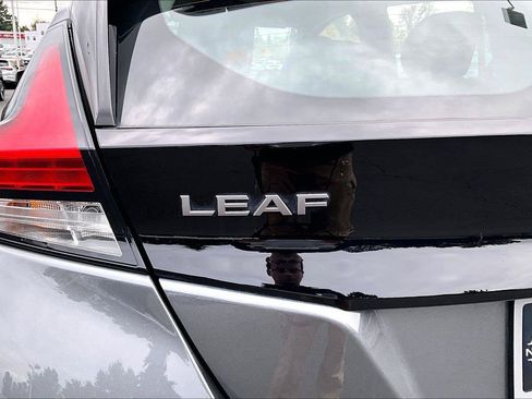 Used 2023 Nissan Leaf S FWD image 24