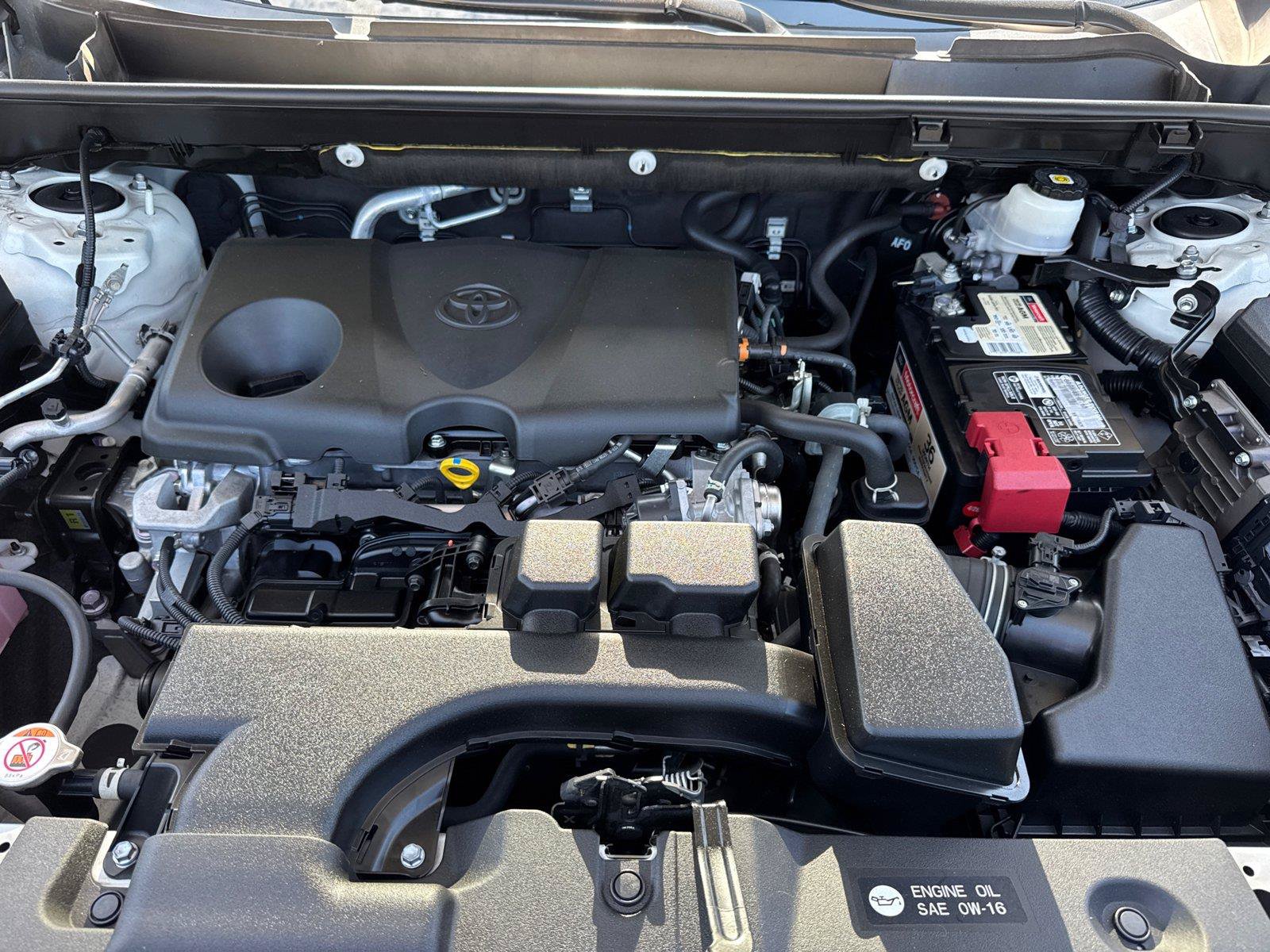 Used 2022 Toyota RAV4 XLE Premium w/ Carpet Mat Package (TMS) AWD/4WD image 8