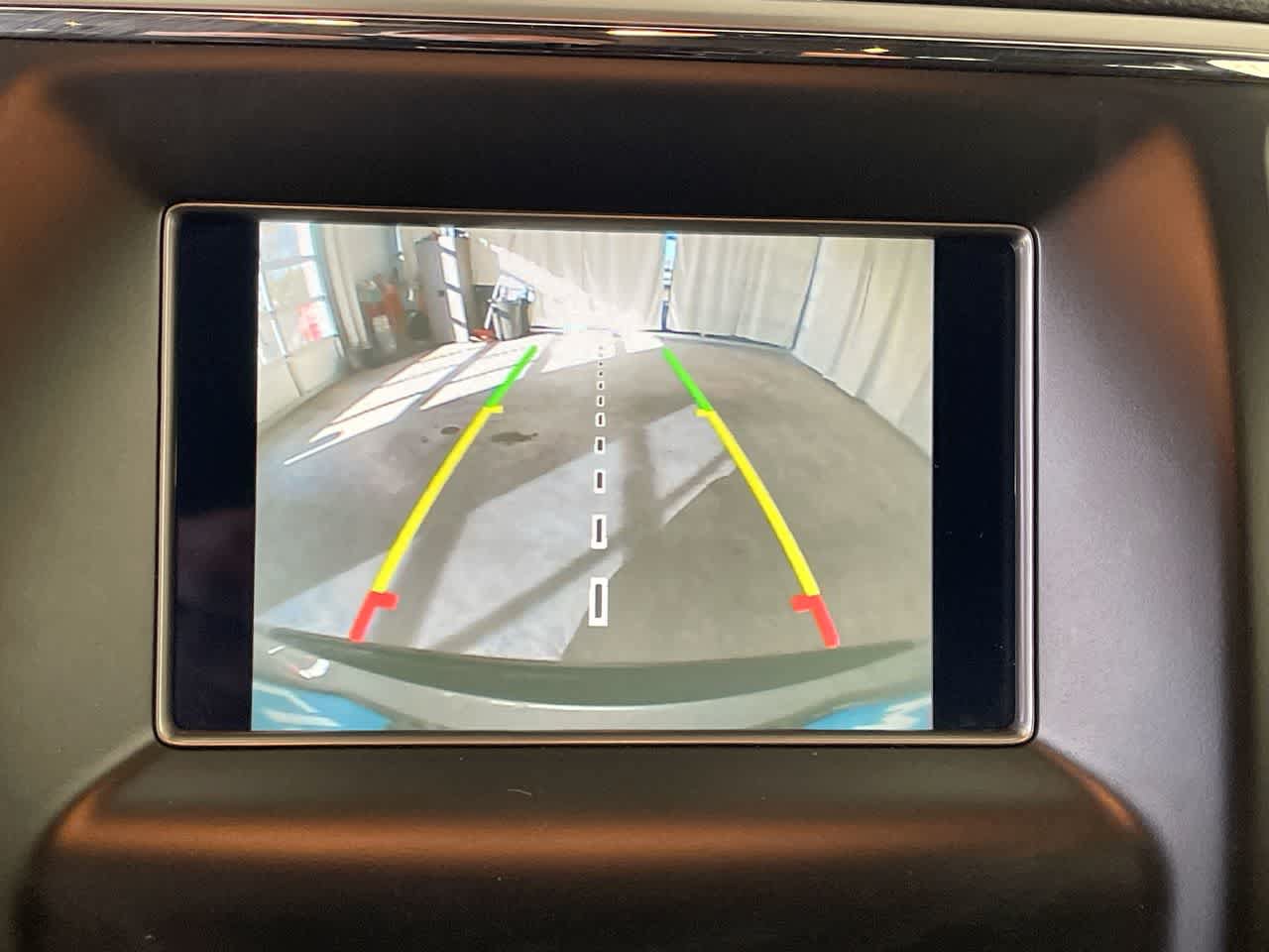Used 2020 Jeep Grand Cherokee Laredo AWD/4WD image 17