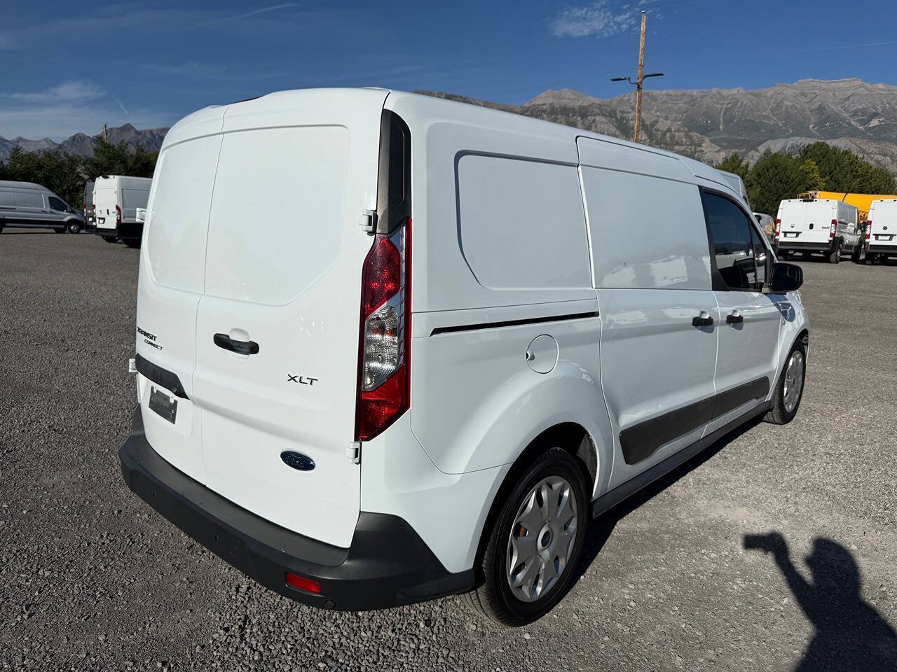 Used 2018 Ford Transit Connect XLT FWD image 3