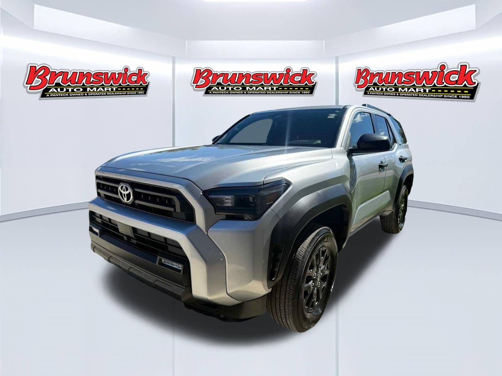 Used 2025 Toyota 4Runner SR5 AWD/4WD image 1