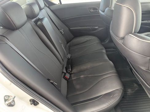 Used 2019 Acura ILX FWD image 18