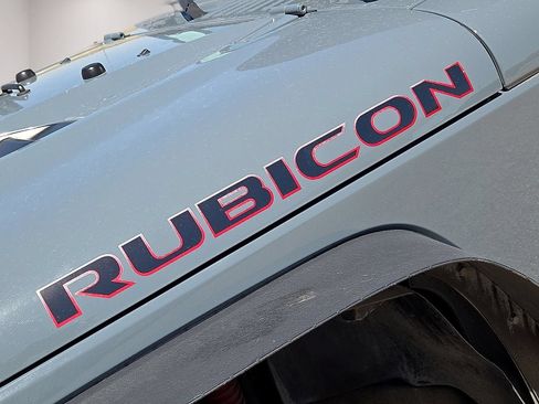 Used 2014 Jeep Wrangler Unlimited Rubicon AWD/4WD image 11