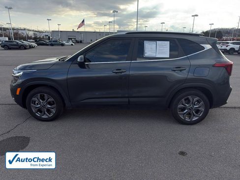 Used 2024 Kia Seltos S image 2