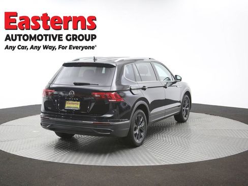 Used 2024 Volkswagen Tiguan SE FWD image 37