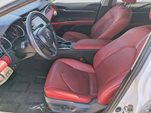 Used 2019 Toyota Camry XSE image 17