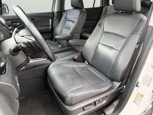 Used 2021 Honda Pilot Touring image 22