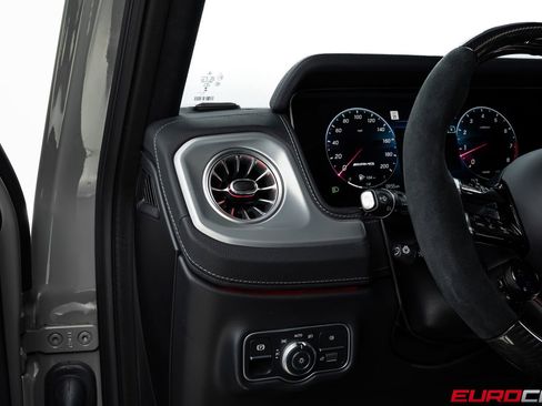 Used 2026 Mercedes-Benz G 63 AMG 4MATIC image 26