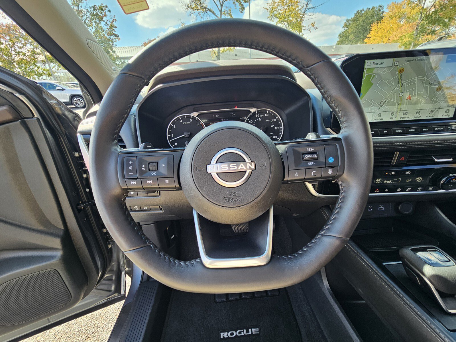 Used 2023 Nissan Rogue SL w/ SL Premium Package FWD image 24