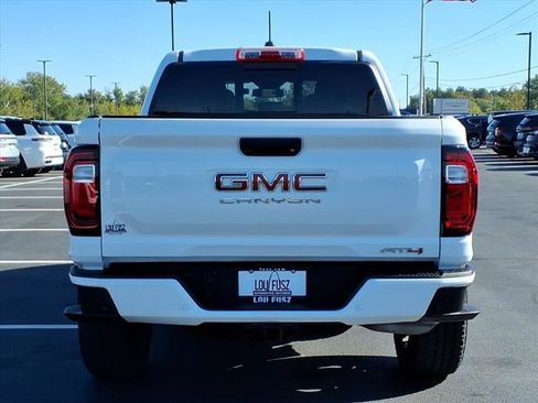 Used 2024 GMC Canyon AT4 w/ Canyon Safety Plus Package image 29