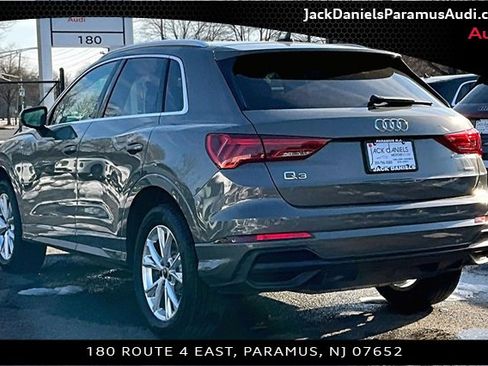 Used 2023 Audi Q3 2.0T Premium w/ Convenience Package image 10