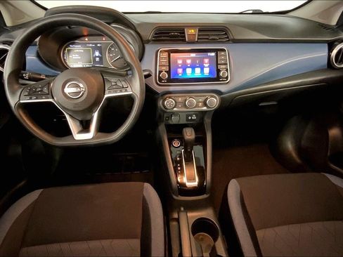 Used 2025 Nissan Versa SV FWD image 15