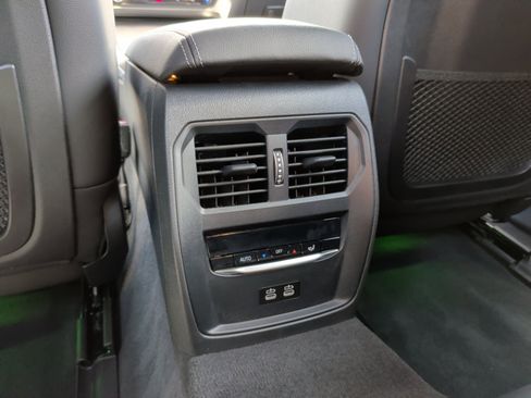 Certified 2023 BMW i4 eDrive40 w/ M Sport Package image 39