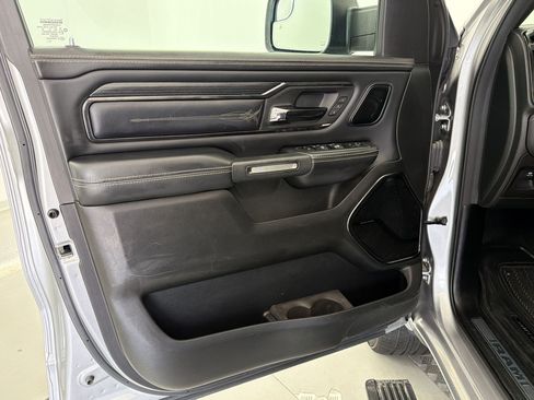 Used 2022 RAM 1500 Limited AWD/4WD image 11