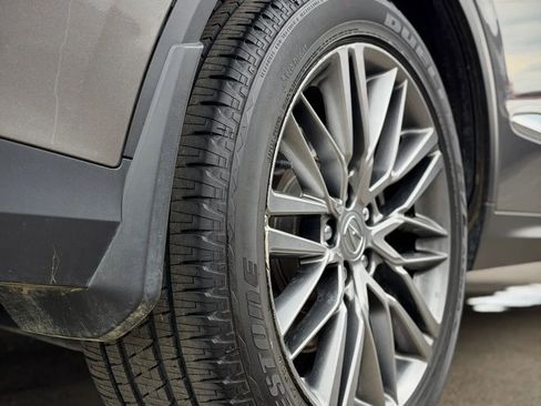 Used 2024 Acura MDX SH-AWD w/ Advance Package image 42