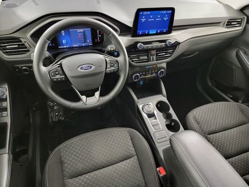 Certified 2023 Ford Escape Active AWD/4WD image 32