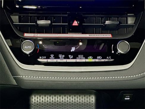 New 2025 Toyota Corolla SE image 10
