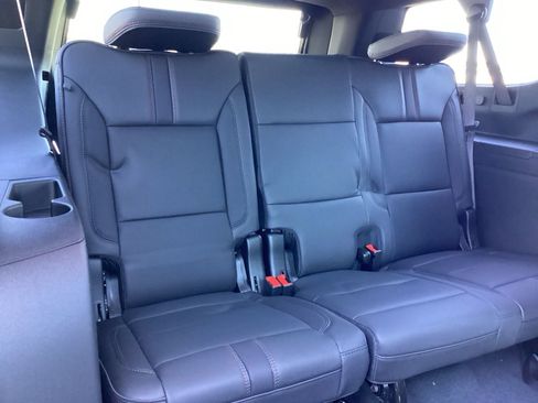 New 2026 Chevrolet Suburban RST w/ Comfort Package AWD/4WD image 22