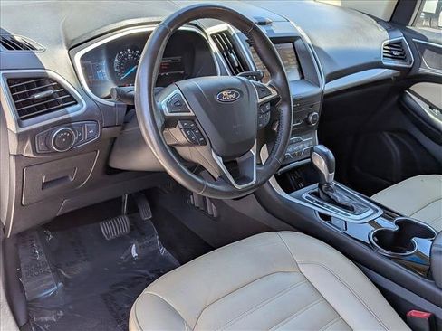 Used 2015 Ford Edge SEL w/ Equipment Group 201A FWD image 10
