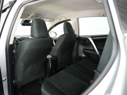 Used 2018 Toyota RAV4 LE w/ All Weather Liner Package FWD image 34