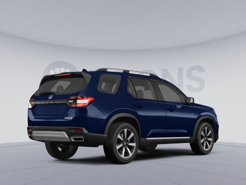 Used 2023 Honda Pilot Touring image 4