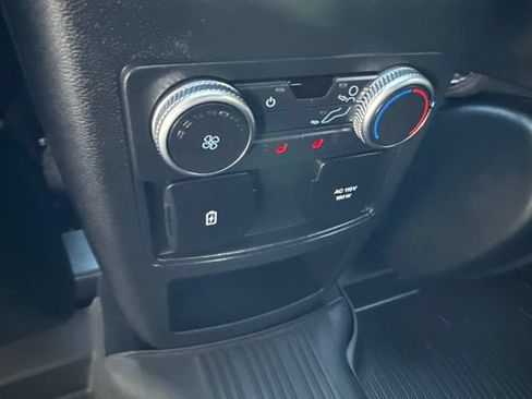 Used 2020 Ford Explorer Platinum w/ Premium Technology Package AWD/4WD image 26