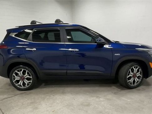 Used 2023 Kia Seltos SX image 4