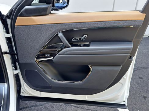 Used 2024 Land Rover Range Rover Sport Autobiography image 51