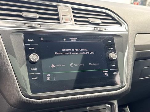 Used 2023 Volkswagen Tiguan SE R-Line FWD image 25