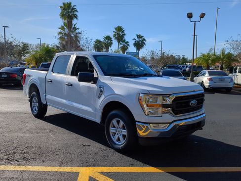 Used 2021 Ford F150 XLT image 2