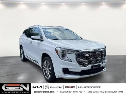 Used 2023 GMC Terrain Denali w/ Denali Premium Package