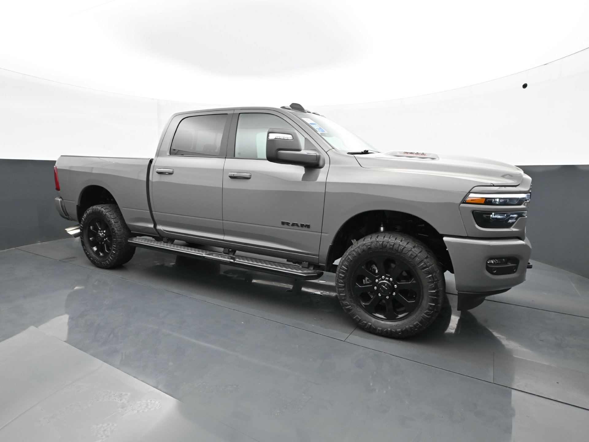 Used 2026 RAM 2500 Laramie w/ Night Edition AWD/4WD image 9