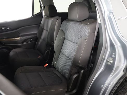 Used 2021 GMC Acadia SLE w/ LPO, Floor Liner Package FWD image 28