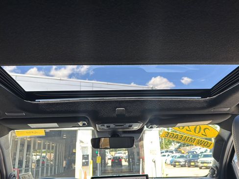 Used 2026 Toyota 4Runner Limited AWD/4WD image 48