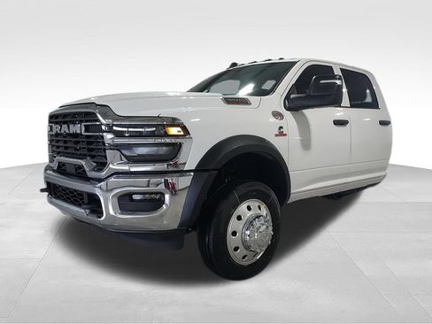 New 2026 RAM 4500 Tradesman AWD/4WD image 4