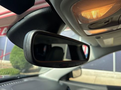 Used 2023 Jeep Cherokee Altitude Lux image 45